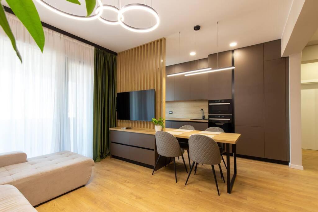 Elegant 2 Bedroom Retreat Βουκουρέστι Εξωτερικό φωτογραφία