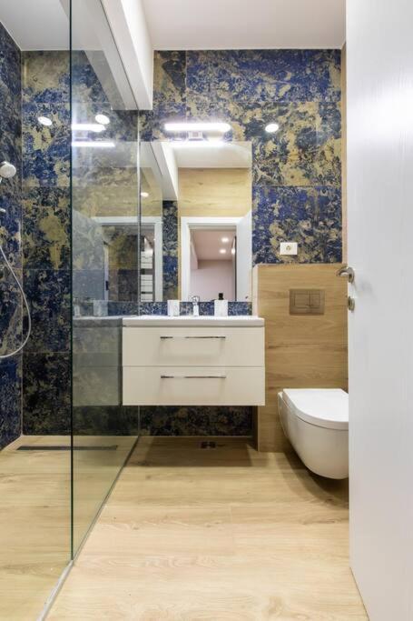 Elegant 2 Bedroom Retreat Βουκουρέστι Εξωτερικό φωτογραφία